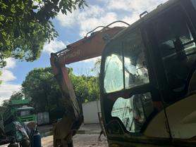 Buy Hitachi EX210 Used Excavator / 4 Buy Hitachi EX210 Used Excavator / 4