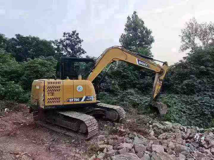 Buy Sany SY75 Used Excavator / 1