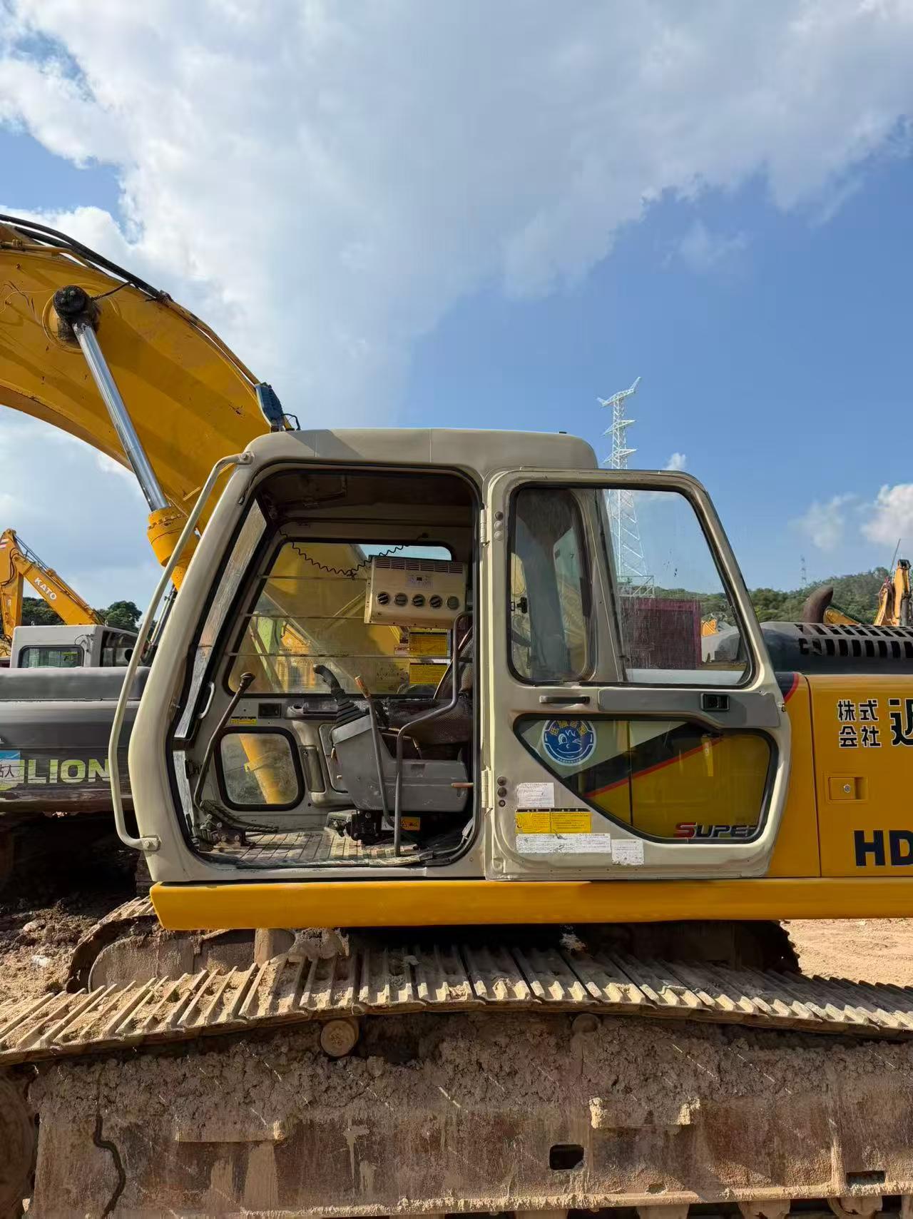 Buy Kato HD1023-LC Used Excavator / 4 Buy Kato HD1023-LC Used Excavator / 4