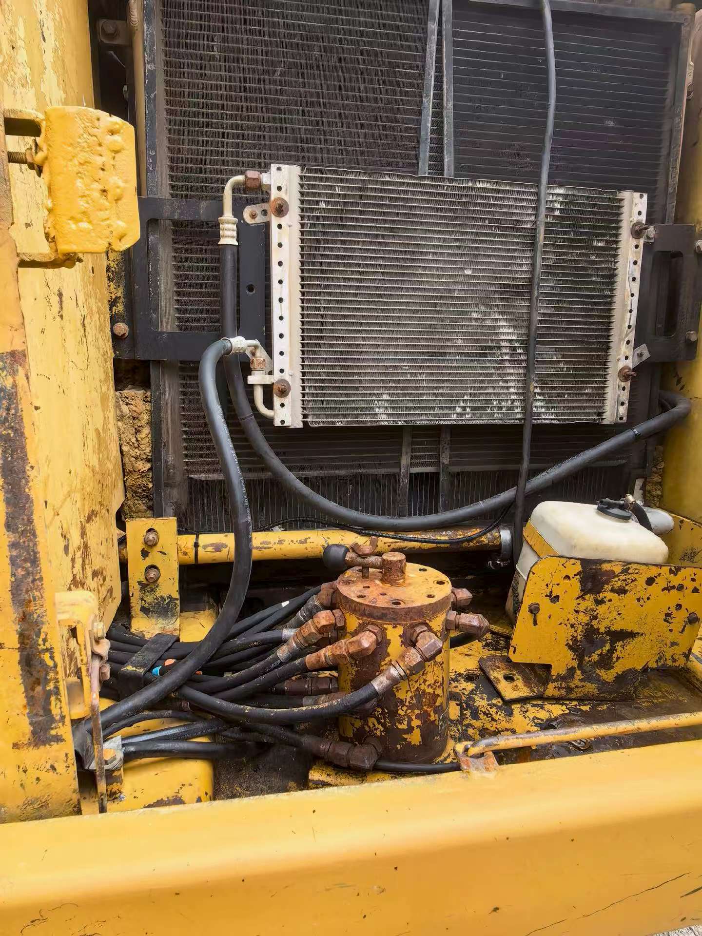 Buy Caterpillar 320C Used Excavator / 5