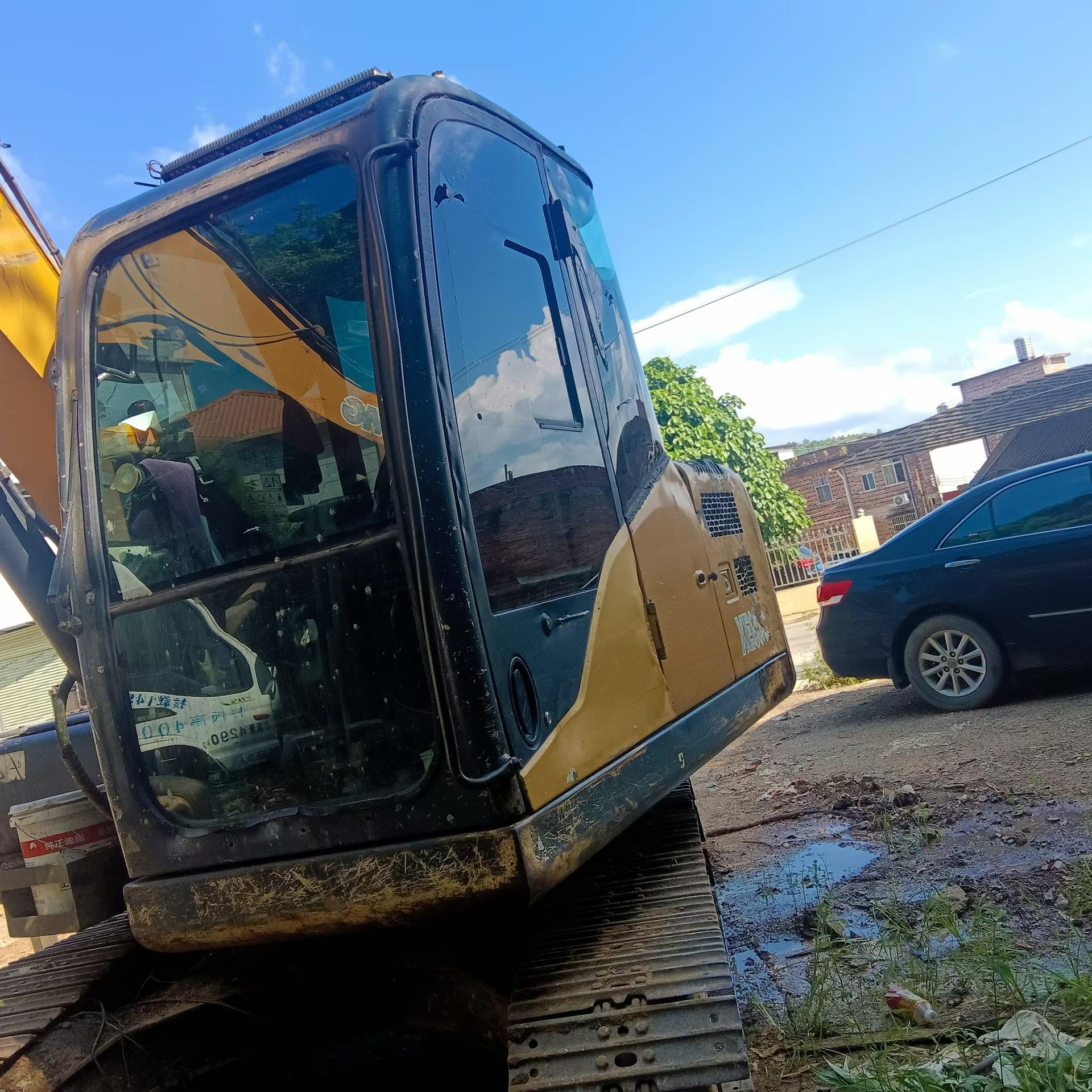 Buy XCMG XE80 Used Excavator / 2 Buy XCMG XE80 Used Excavator / 2