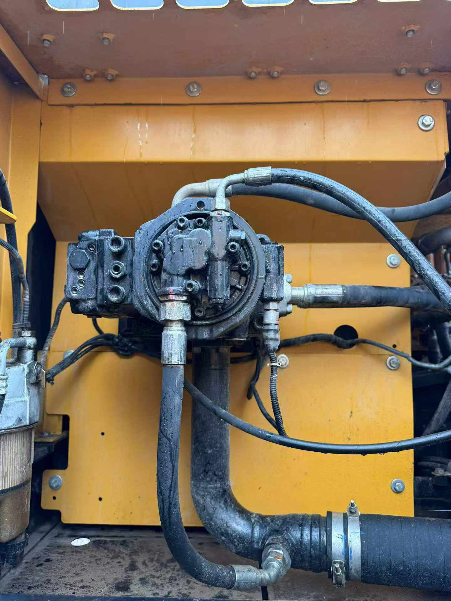 Buy Sany SY245H Used Excavator / 7 Buy Sany SY245H Used Excavator / 7