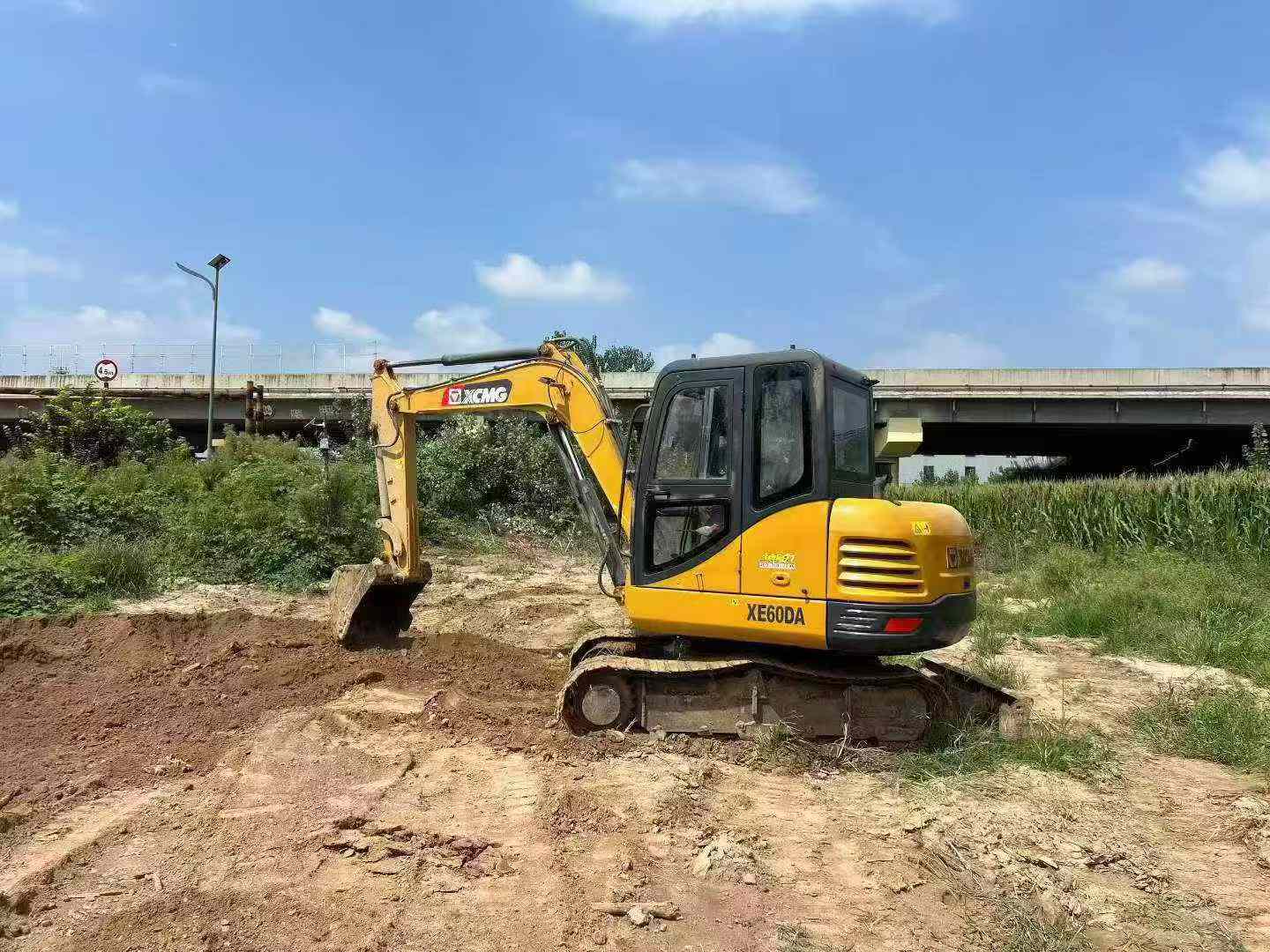 Buy XCMG XE60 Used Excavator / 2