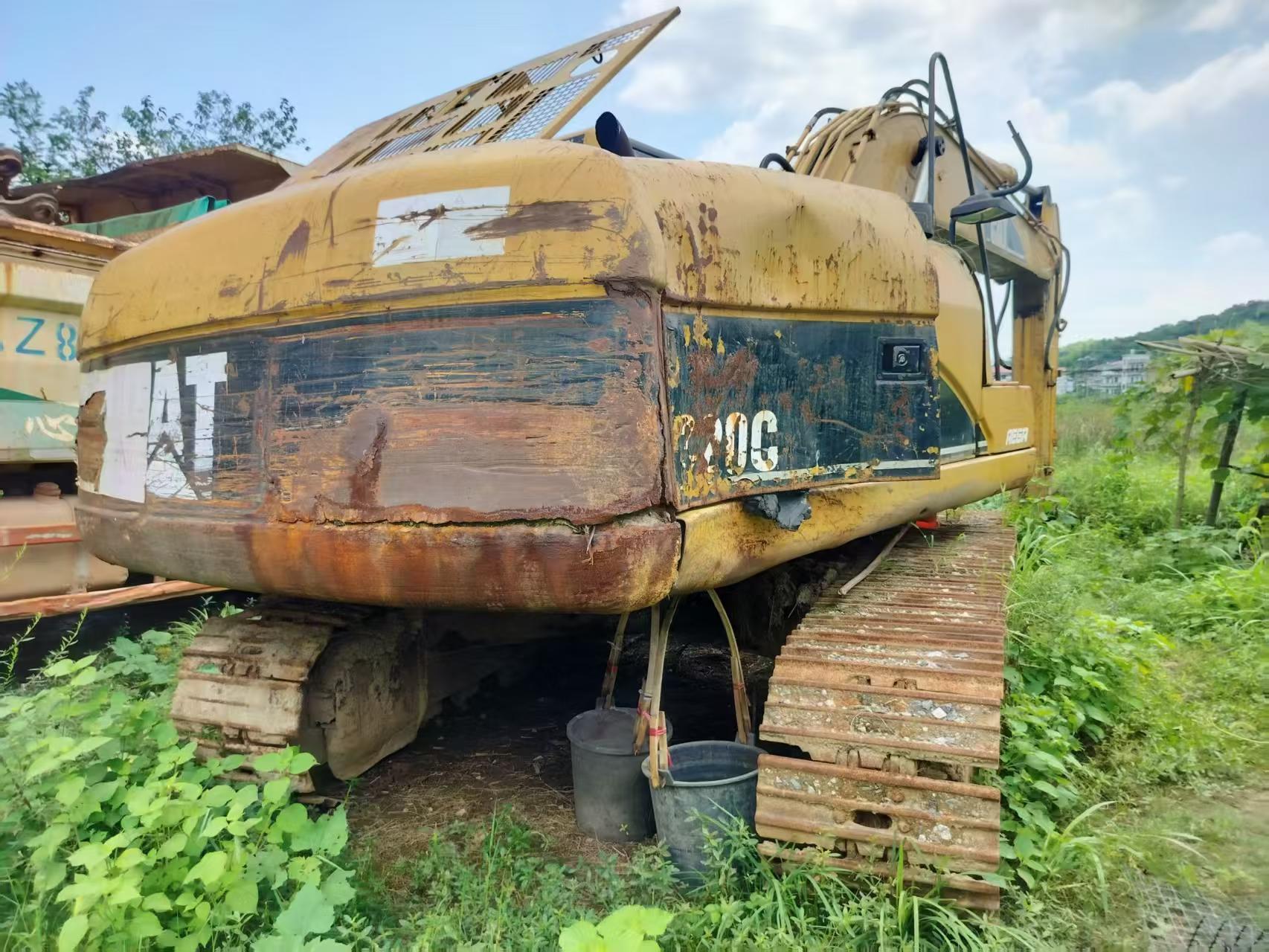 Buy Caterpillar 320C Used Excavator / 3 Buy Caterpillar 320C Used Excavator / 3