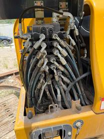 Buy XCMG XE60 Used Excavator / 6 Buy XCMG XE60 Used Excavator / 6