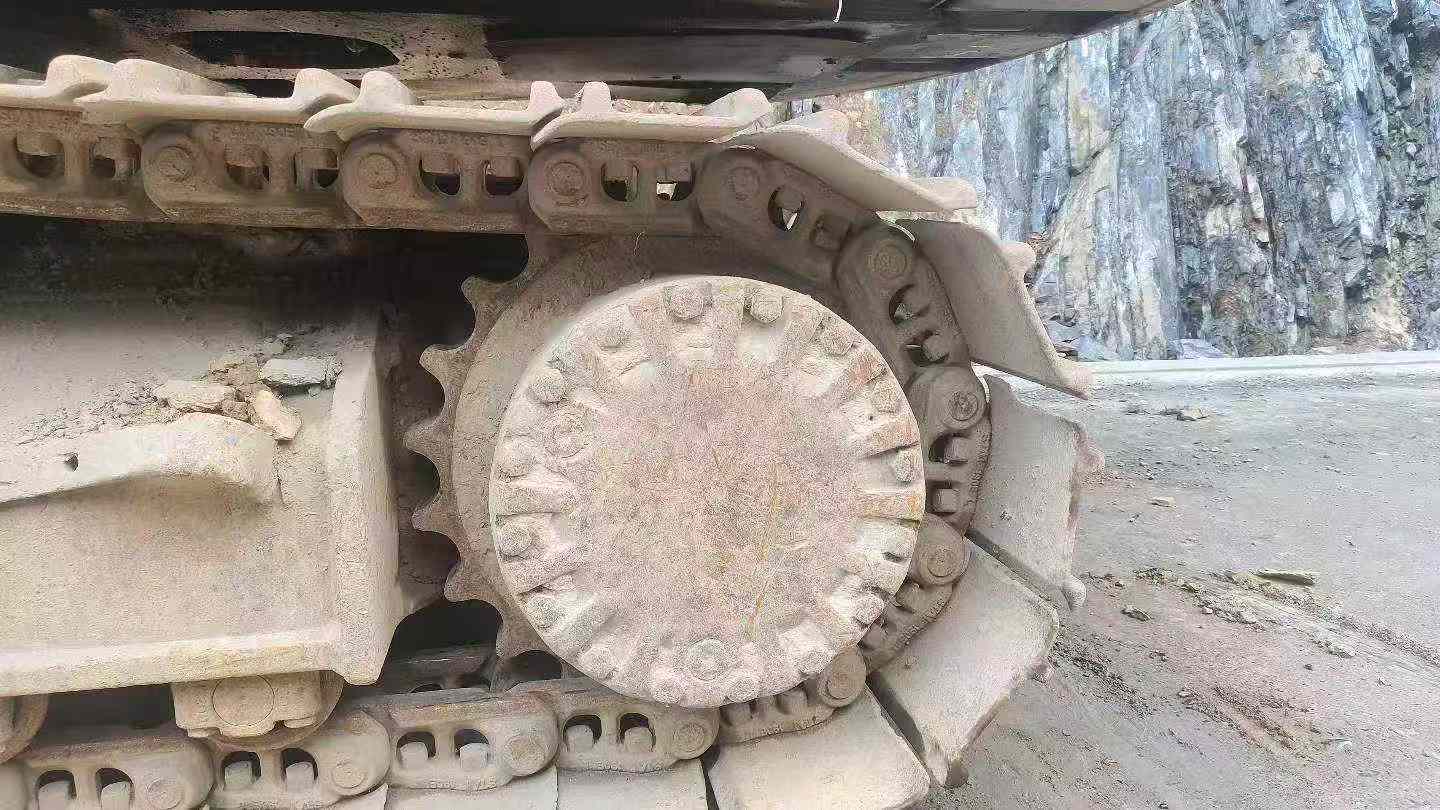 Buy Caterpillar 320A Used Excavator / 2