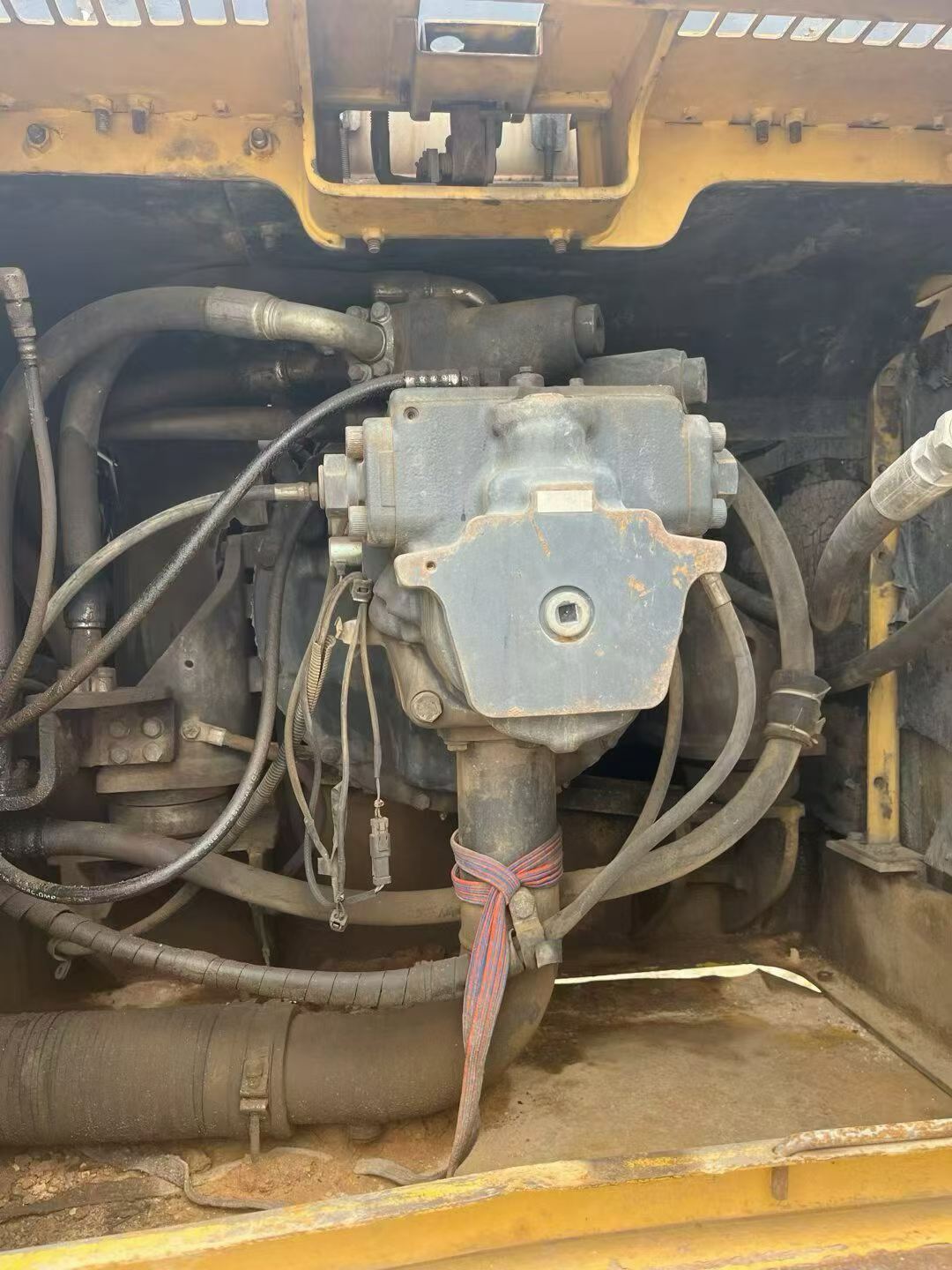 Buy Komatsu PC360-7 Used Excavator / 3