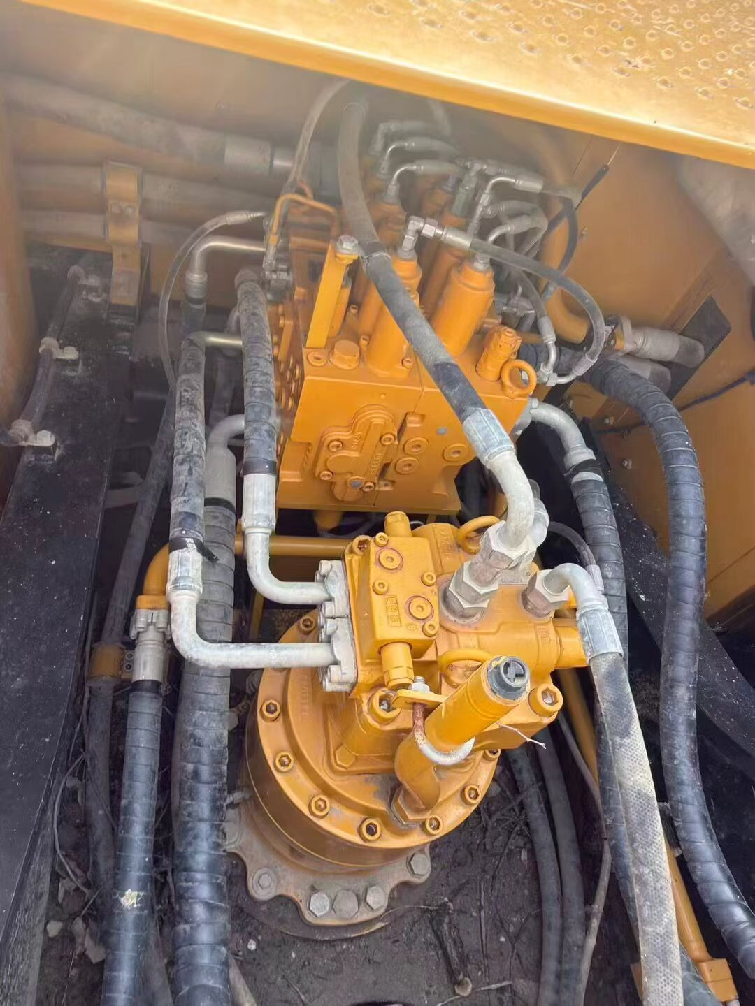 Buy Sany SY245H Used Excavator / 8