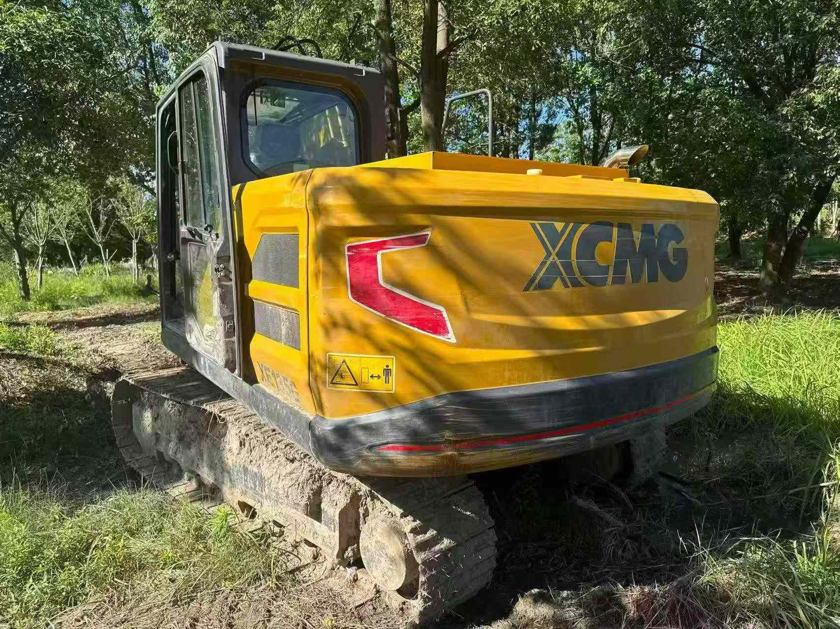 Buy XCMG XE135B Used Excavator / 5