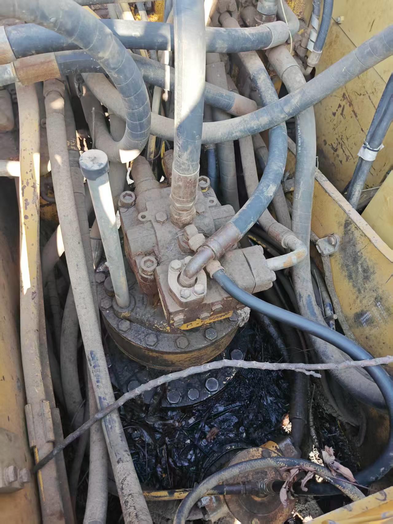 Buy Caterpillar 320C Used Excavator / 3