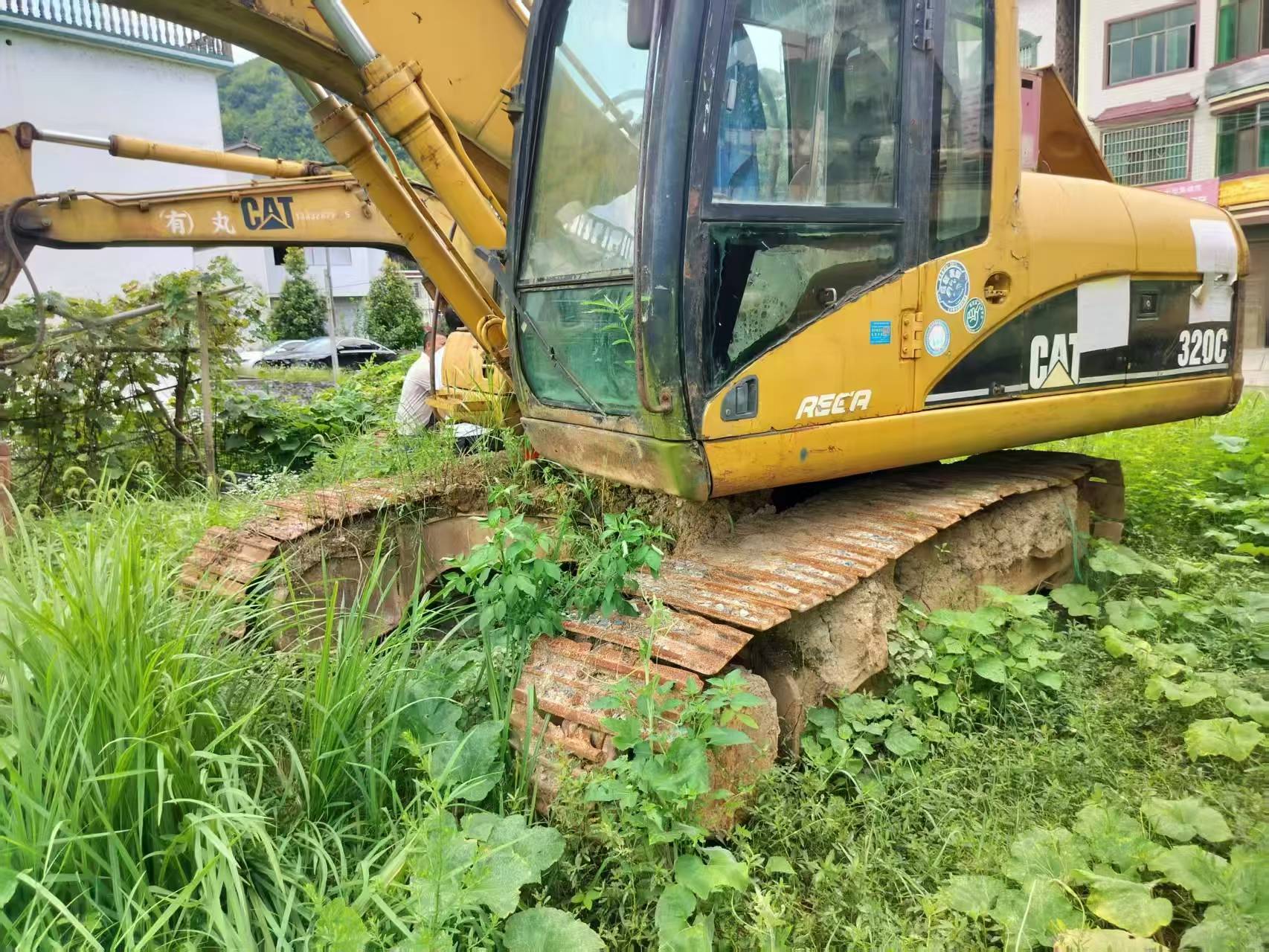 Buy Caterpillar 320C Used Excavator / 6 Buy Caterpillar 320C Used Excavator / 6