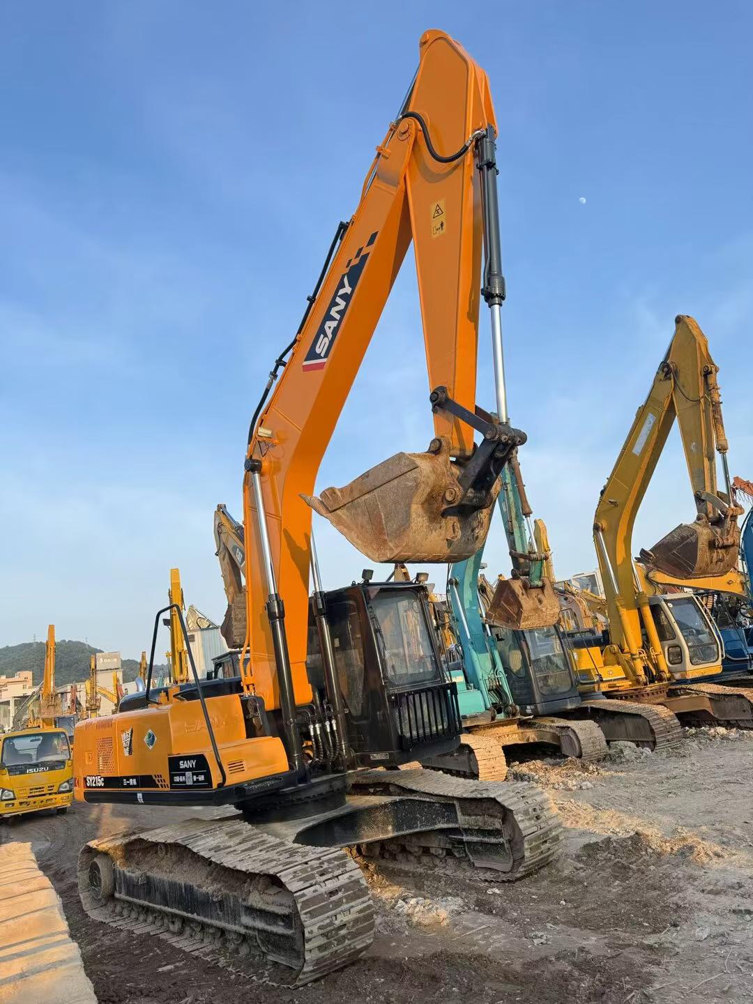 Buy Sany SY215C-8 Used Excavator / 2 Buy Sany SY215C-8 Used Excavator / 2