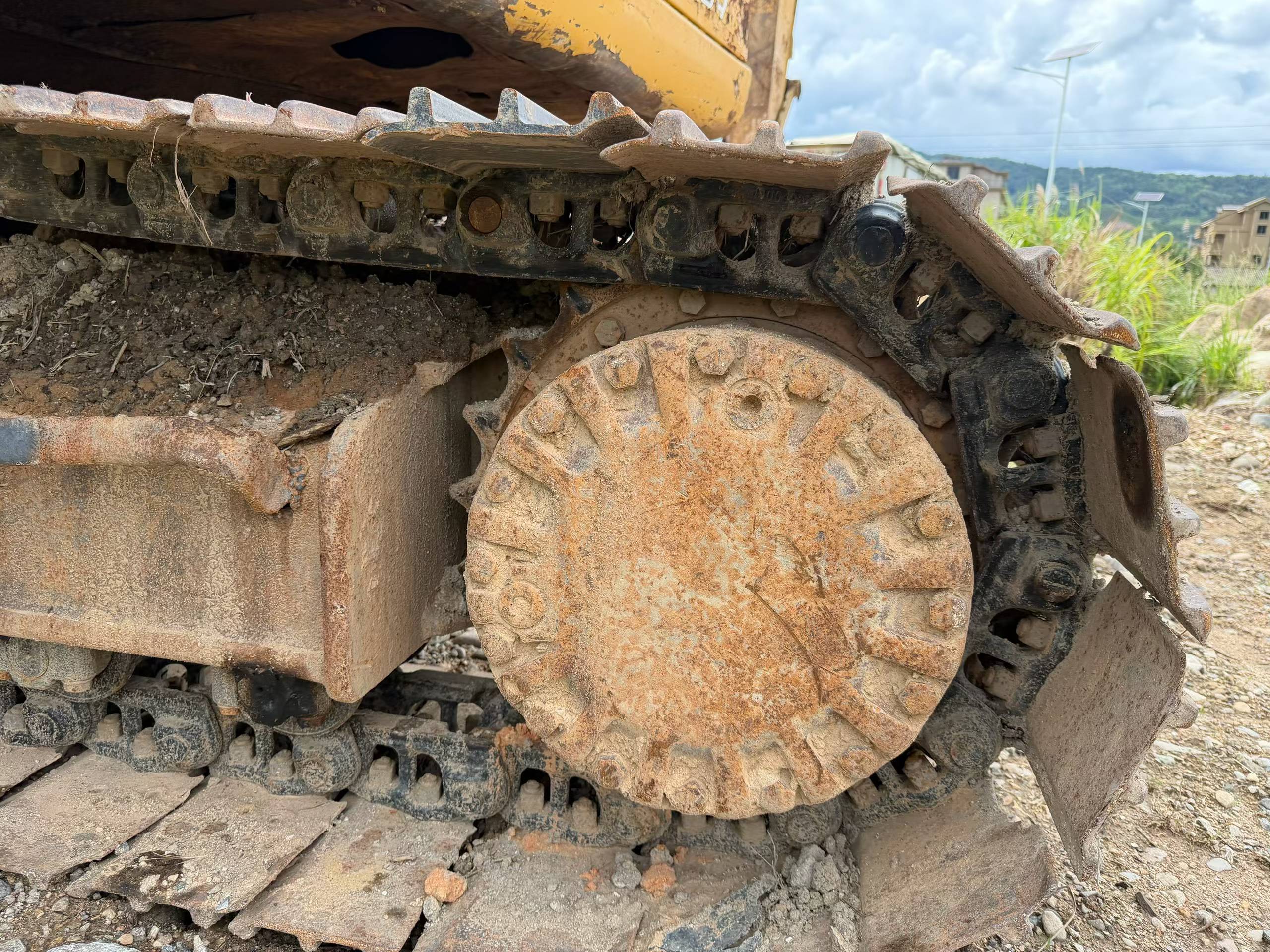 Buy Caterpillar 320C Used Excavator / 5