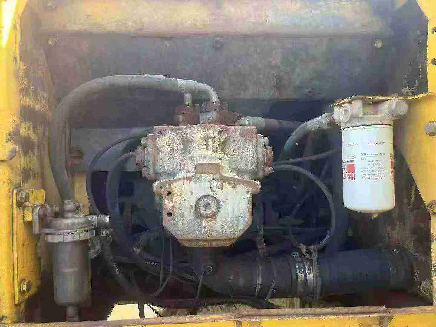 Buy Komatsu PC200-8 Used Excavator / 7 Buy Komatsu PC200-8 Used Excavator / 7