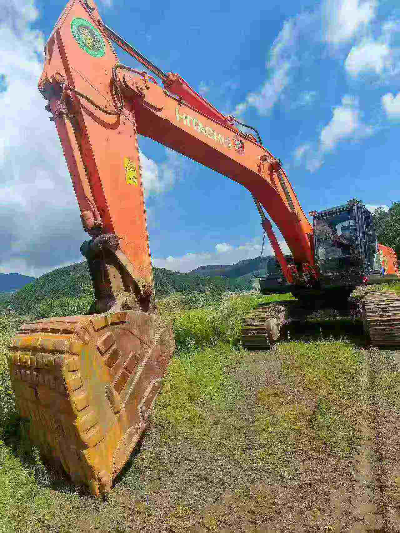 Buy Hitachi ZX330-5A Used Excavator / 6 Buy Hitachi ZX330-5A Used Excavator / 6