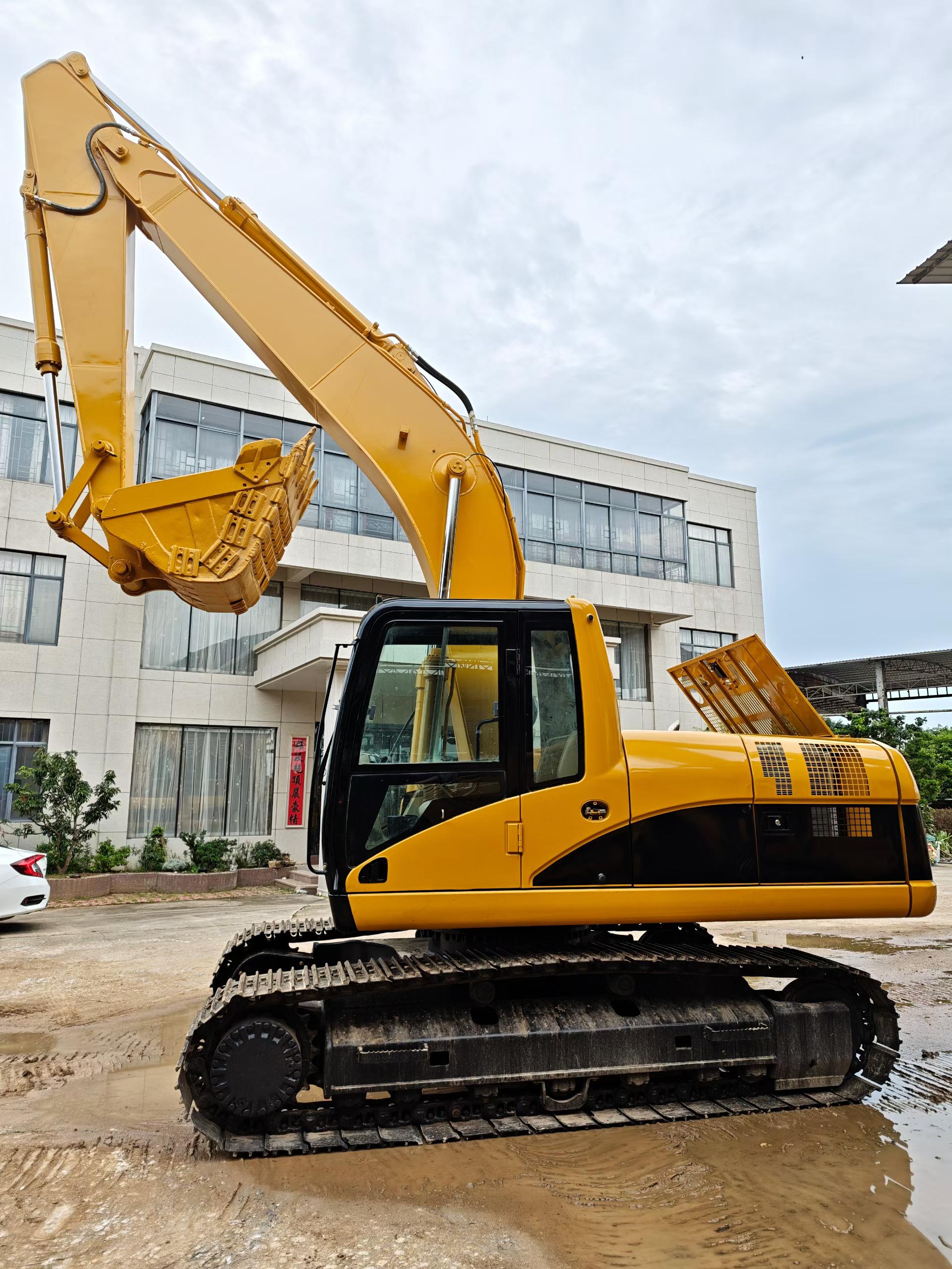 Buy Caterpillar 320C Used Excavator / 6
