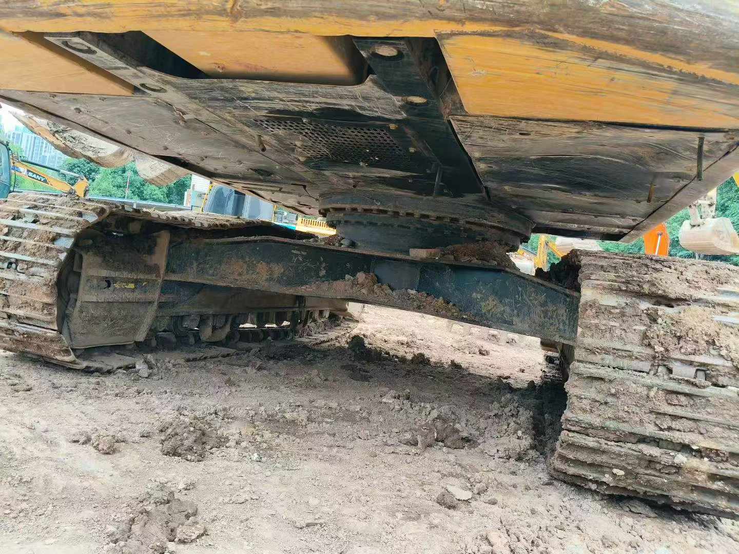 Buy Sany SY245H Used Excavator / 9 Buy Sany SY245H Used Excavator / 9
