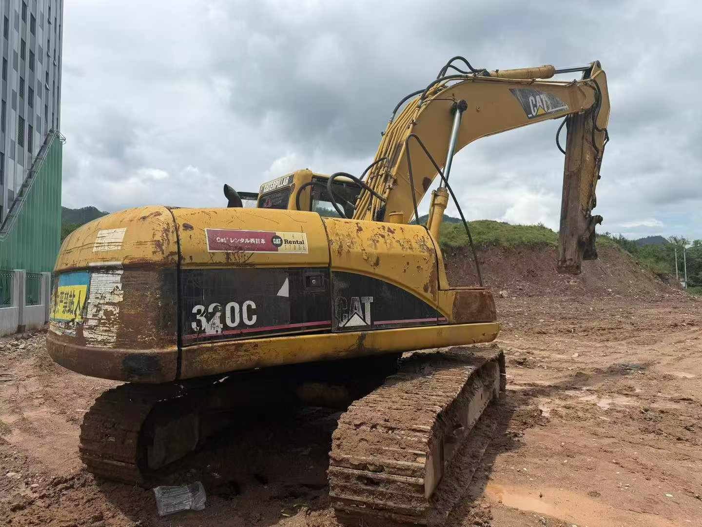 Buy Caterpillar 320C Used Excavator / 3
