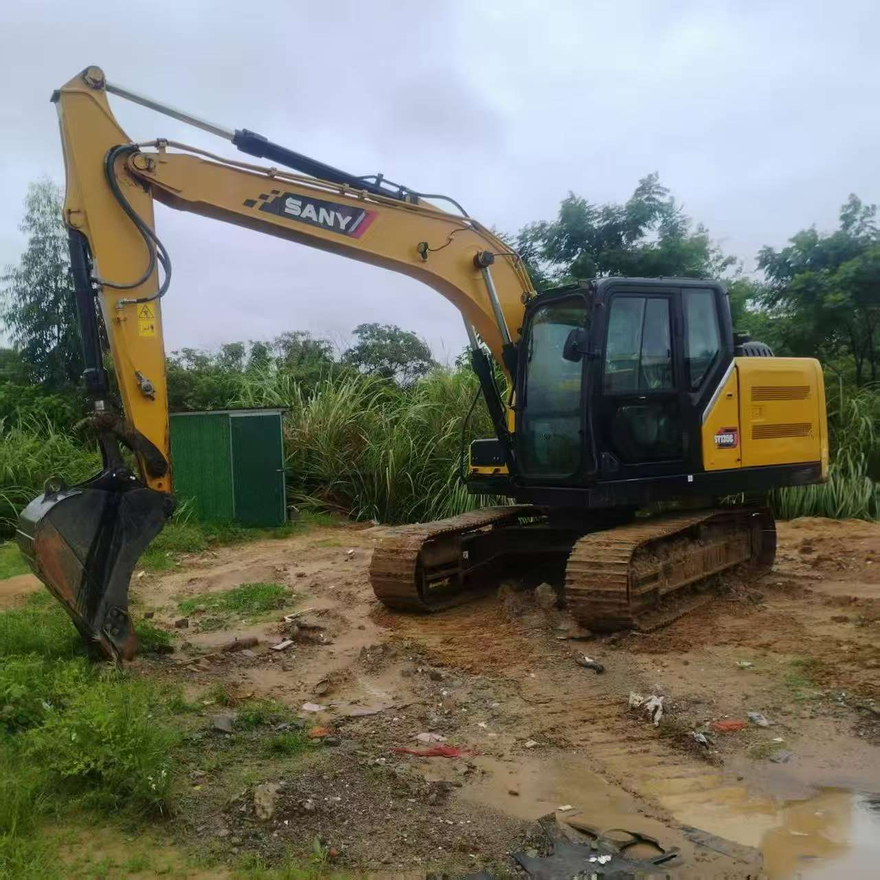 Buy Sany SY135 Used Excavator / 6