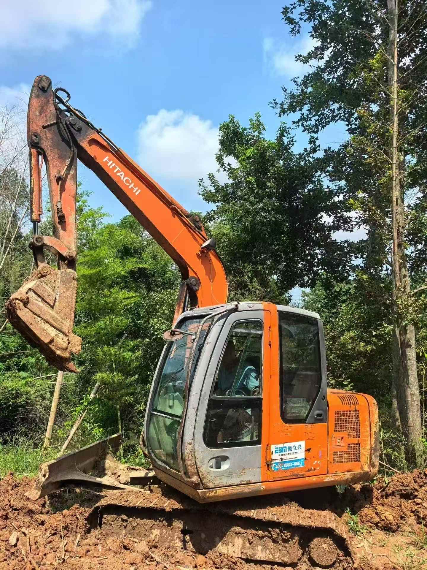 Buy Hitachi ZX60 Used Excavator / 1