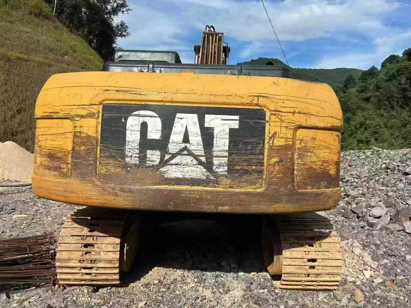 Buy Caterpillar 320D Used Excavator / 3
