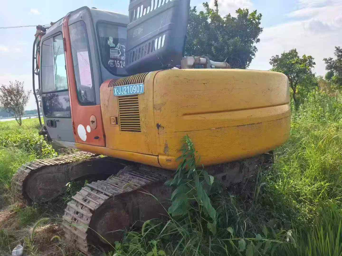 Buy Hitachi EX120-6 Used Excavator / 6 Buy Hitachi EX120-6 Used Excavator / 6