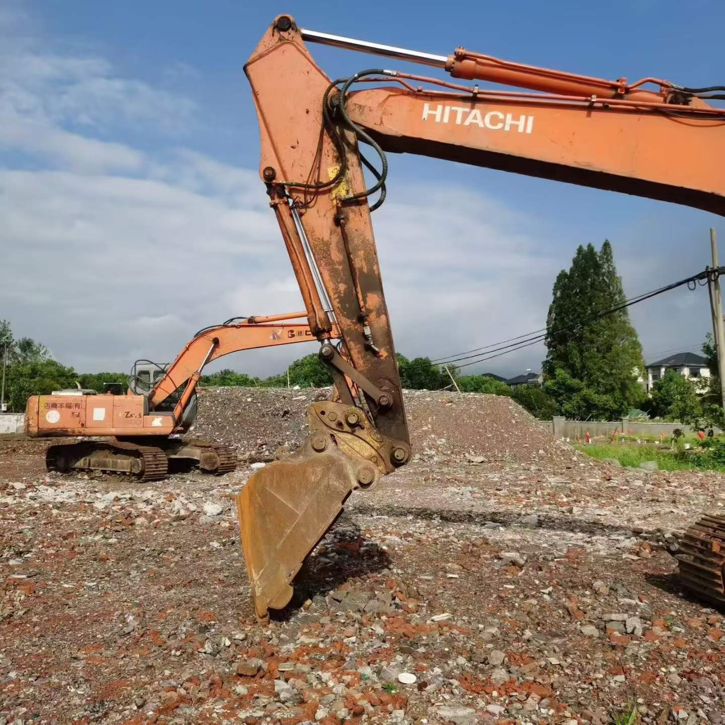 Buy Hitachi EX200-5 Used Excavator / 3 Buy Hitachi EX200-5 Used Excavator / 3