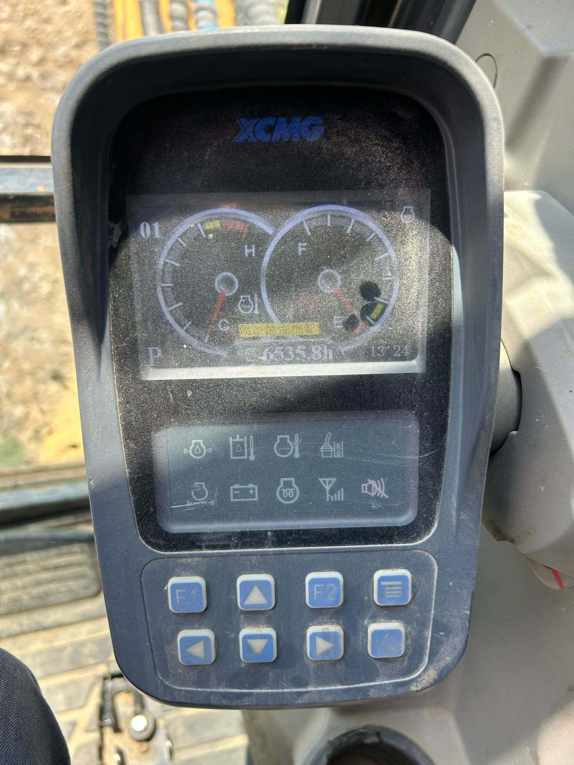 Buy XCMG XE60 Used Excavator / 2