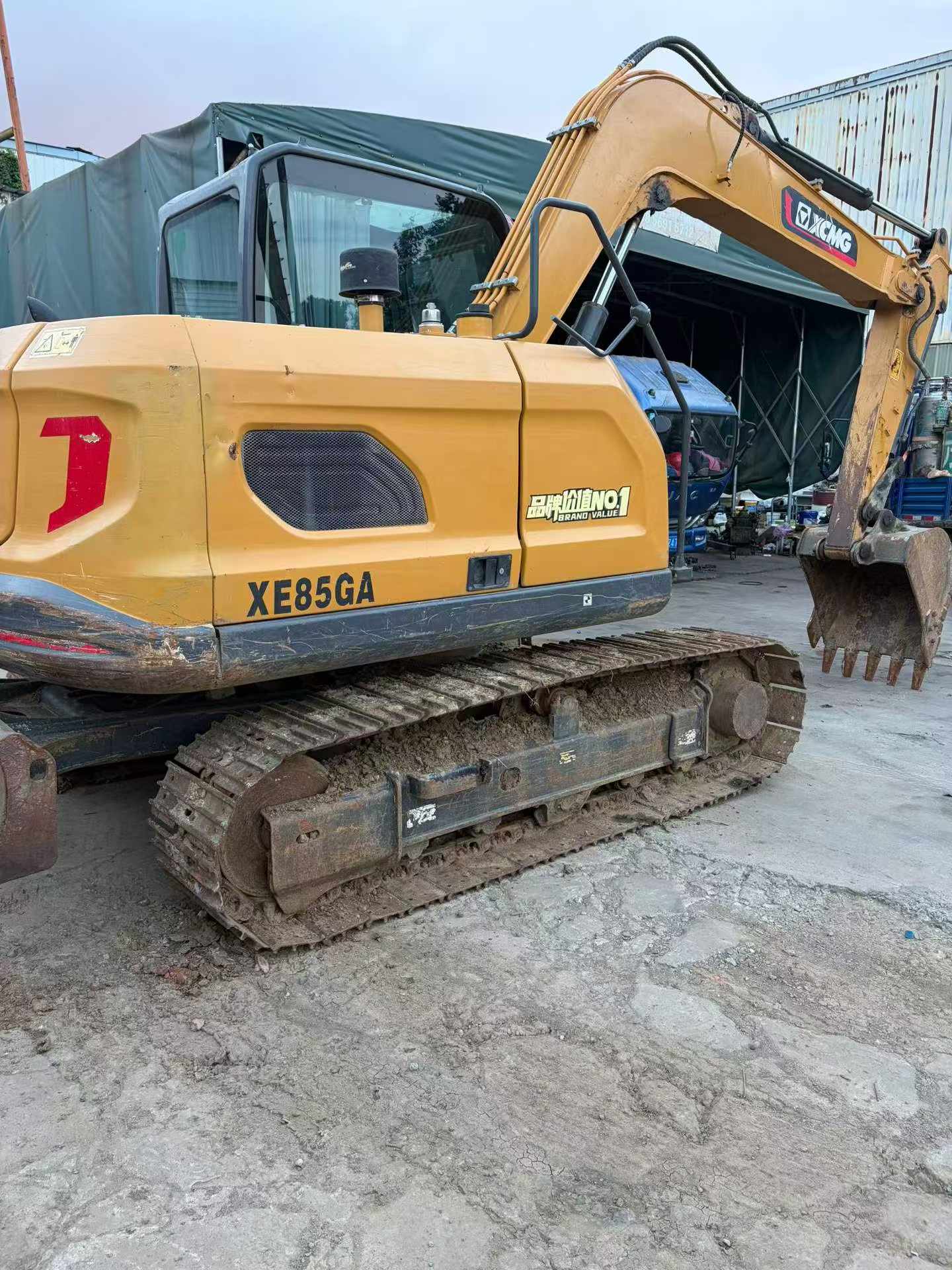 Buy XCMG XE75C Used Excavator / 3
