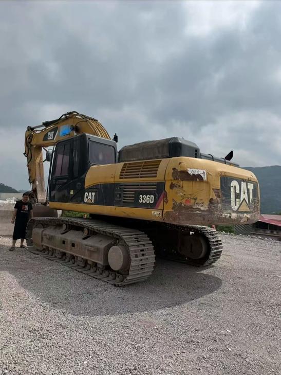 Buy Caterpillar 336E Used Excavator / 1