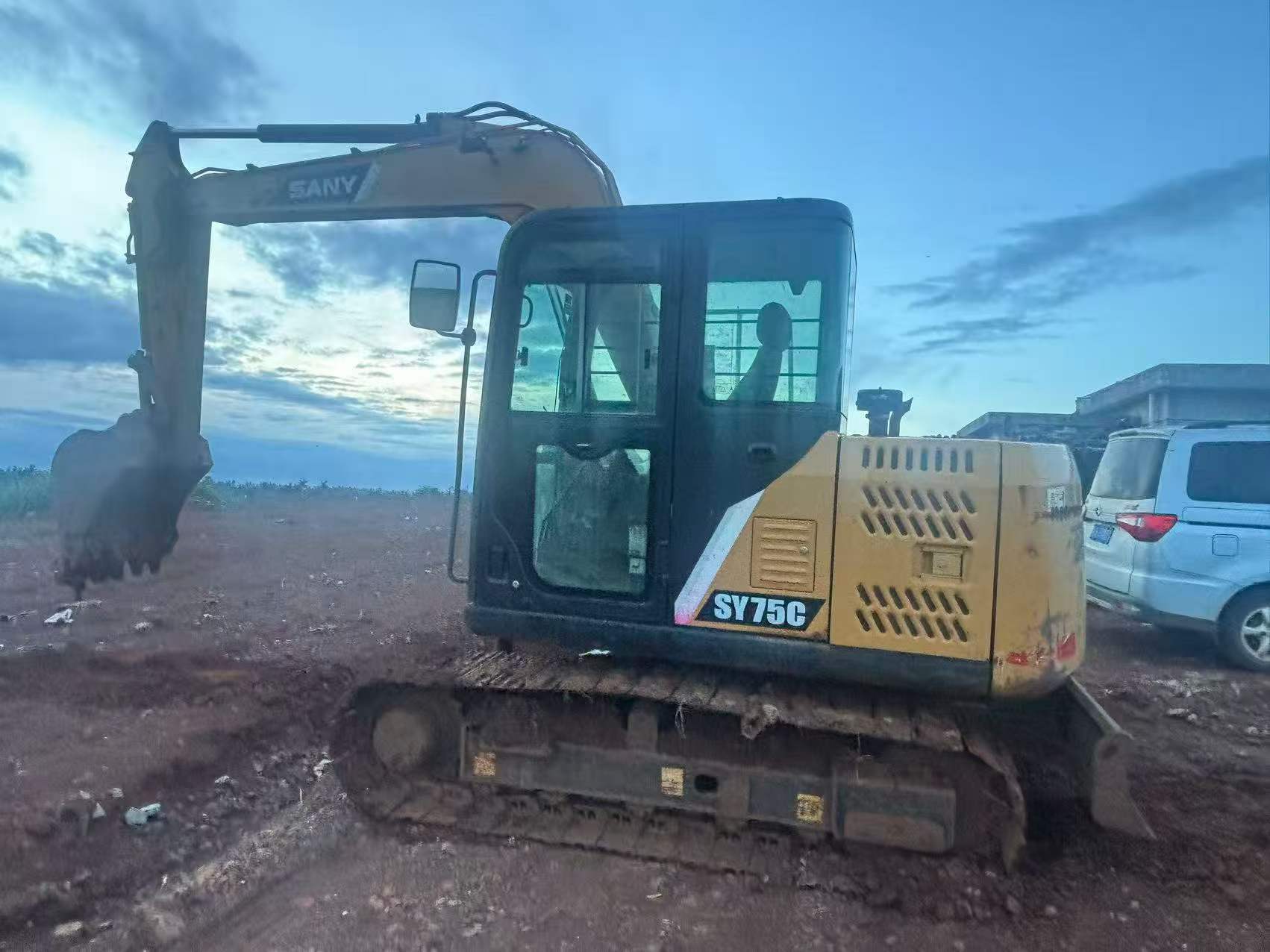 Buy Sany SY75 Used Excavator / 4 Buy Sany SY75 Used Excavator / 4