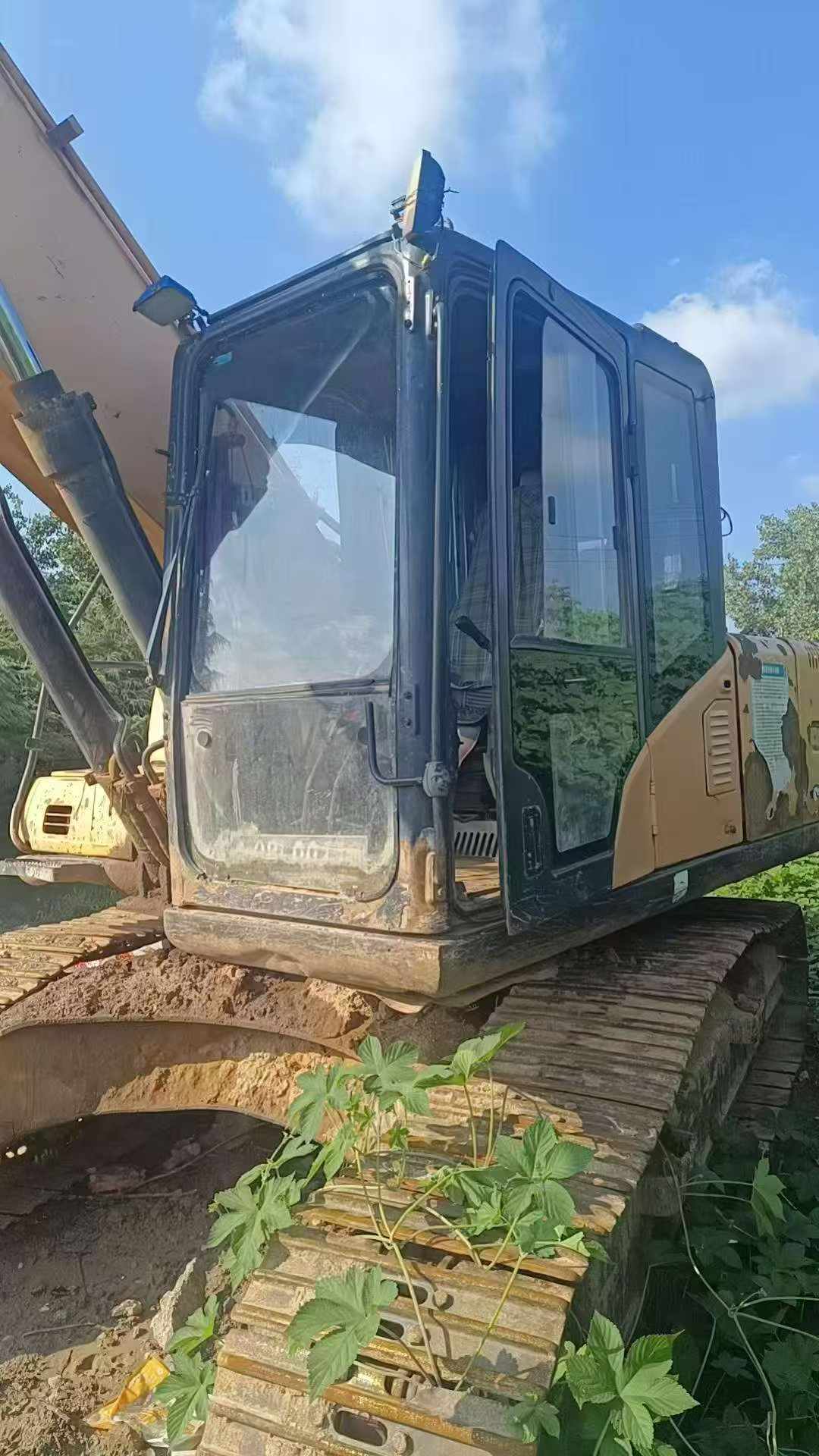 Buy Sany SY215C Used Excavator / 8
