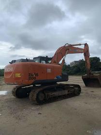 Buy Hitachi EX200-5 Used Excavator / 6 Buy Hitachi EX200-5 Used Excavator / 6