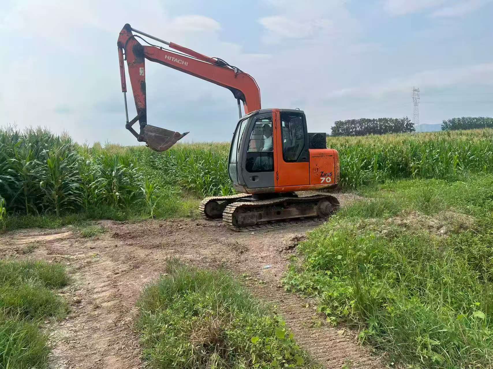 Buy Hitachi ZX70-6 Used Excavator / 2 Buy Hitachi ZX70-6 Used Excavator / 2