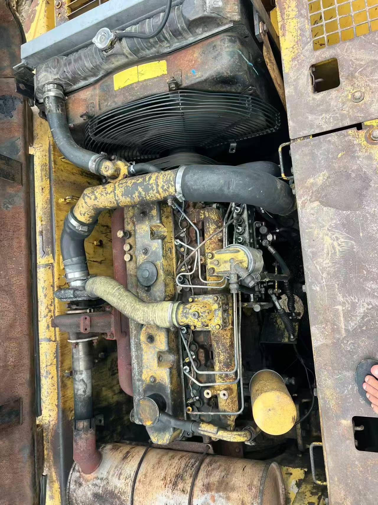 Buy Caterpillar 320B Used Excavator / 8