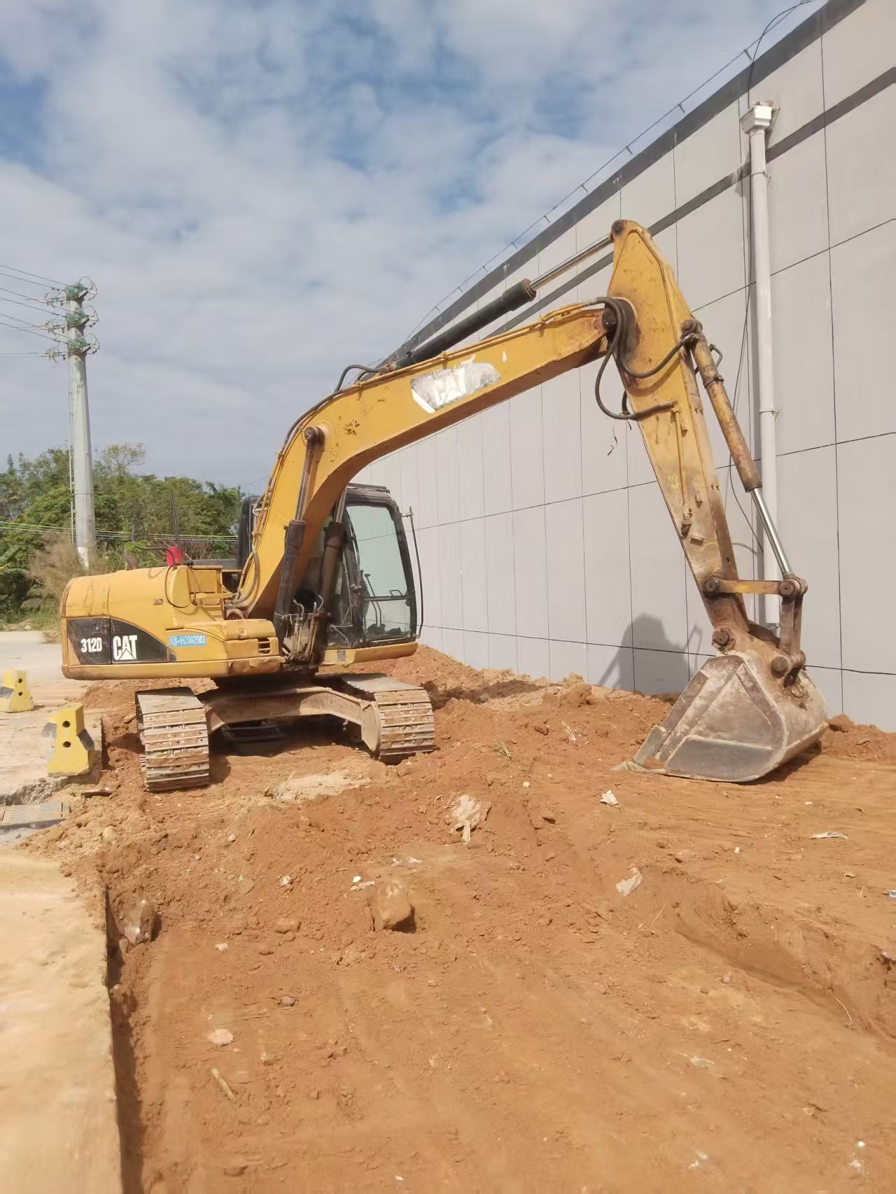 Buy Caterpillar 312D Used Excavator / 5