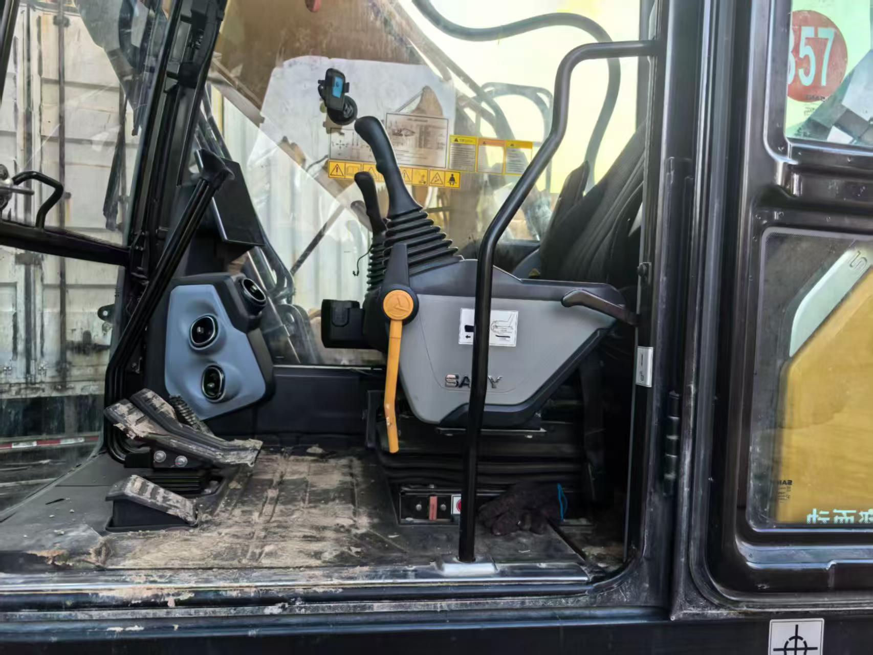 Buy Sany SY200C Used Excavator / 3