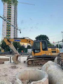 Buy XCMG XE150 Used Excavator / 2 Buy XCMG XE150 Used Excavator / 2