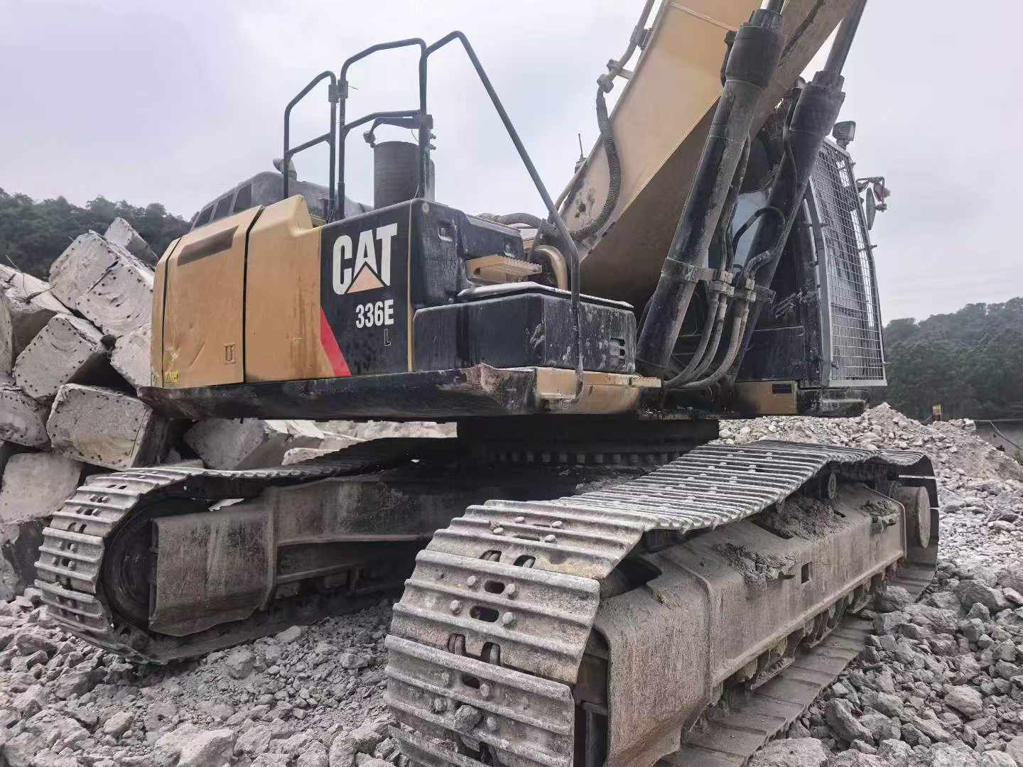 Buy Caterpillar 336E Used Excavator / 2