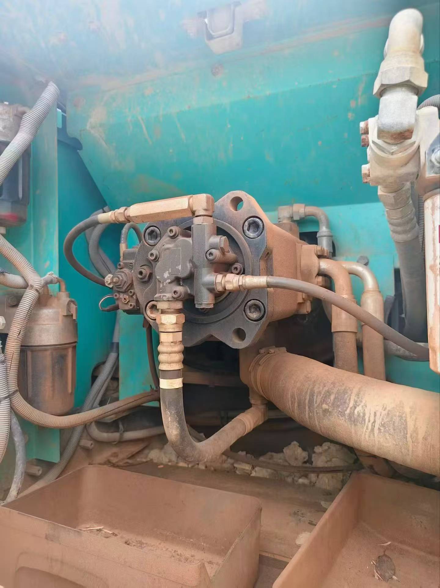 Buy Kobelco SK330-8 Used Excavator / 4 Buy Kobelco SK330-8 Used Excavator / 4