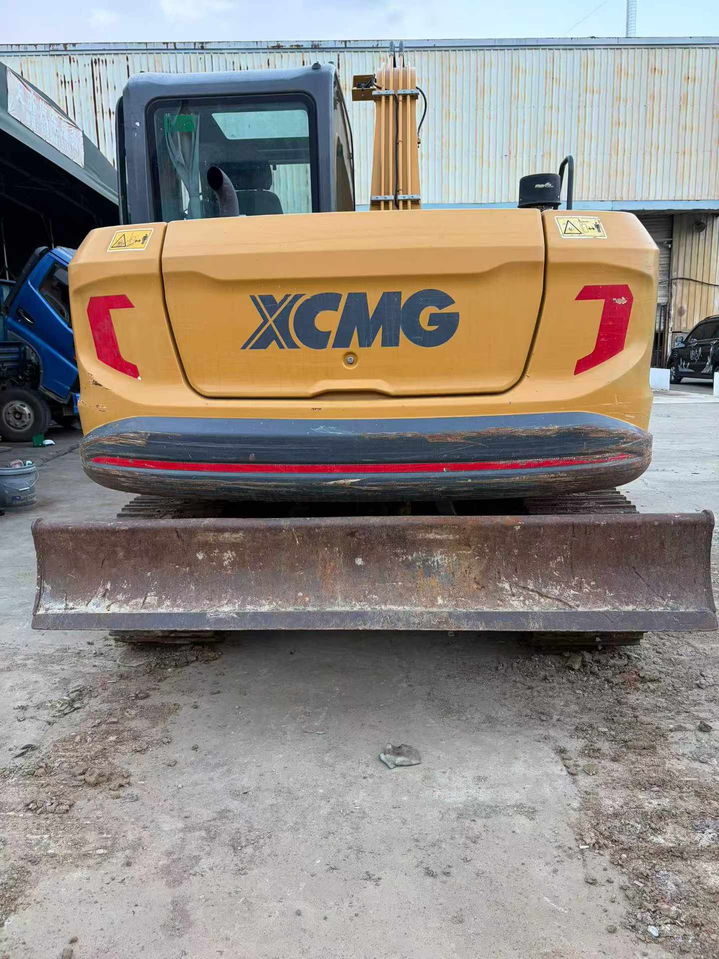 Buy XCMG XE75C Used Excavator / 2