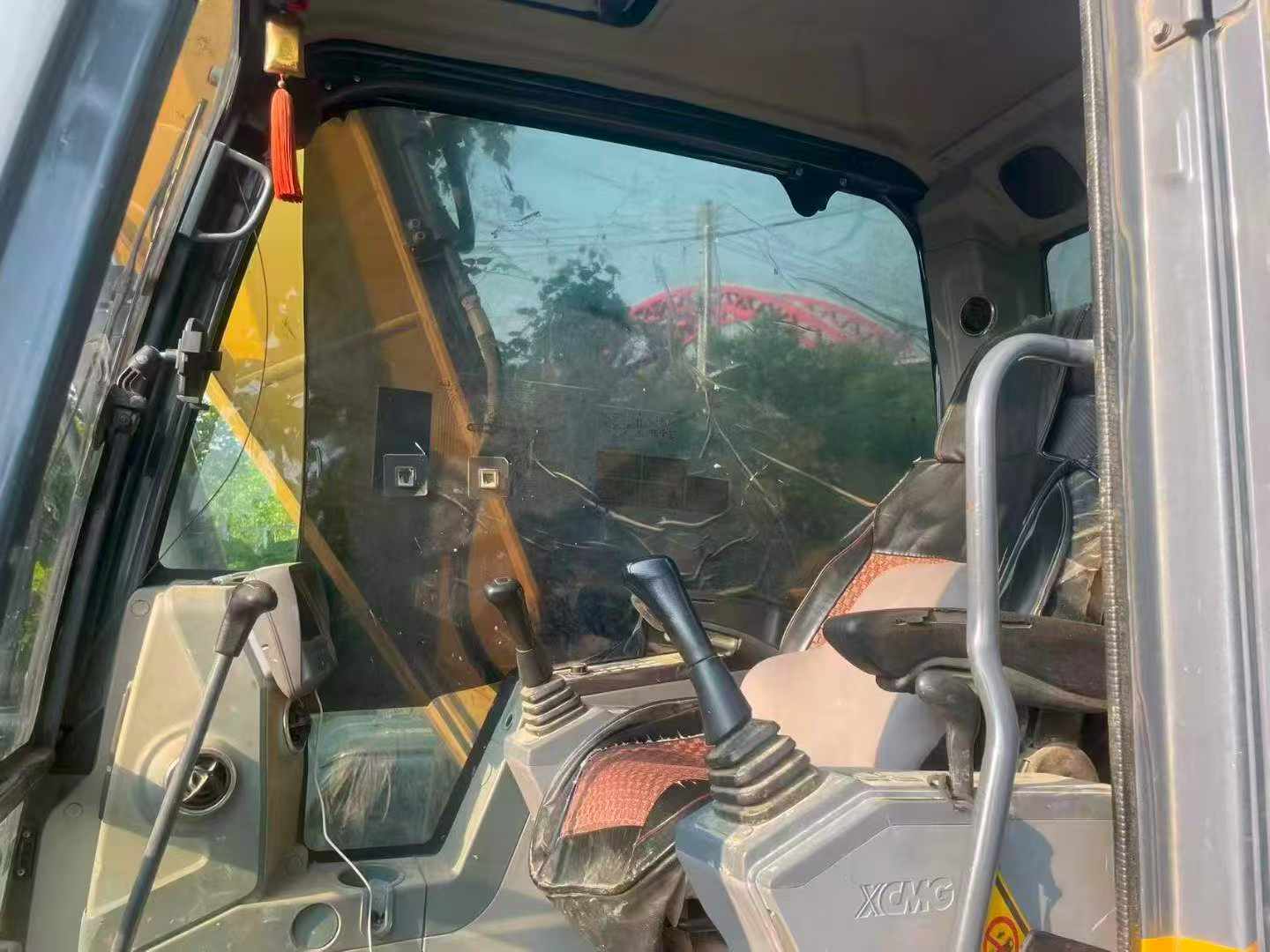 Buy XCMG XE135B Used Excavator / 6