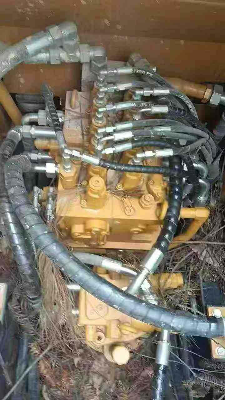 Buy Sany SY135 Used Excavator / 2