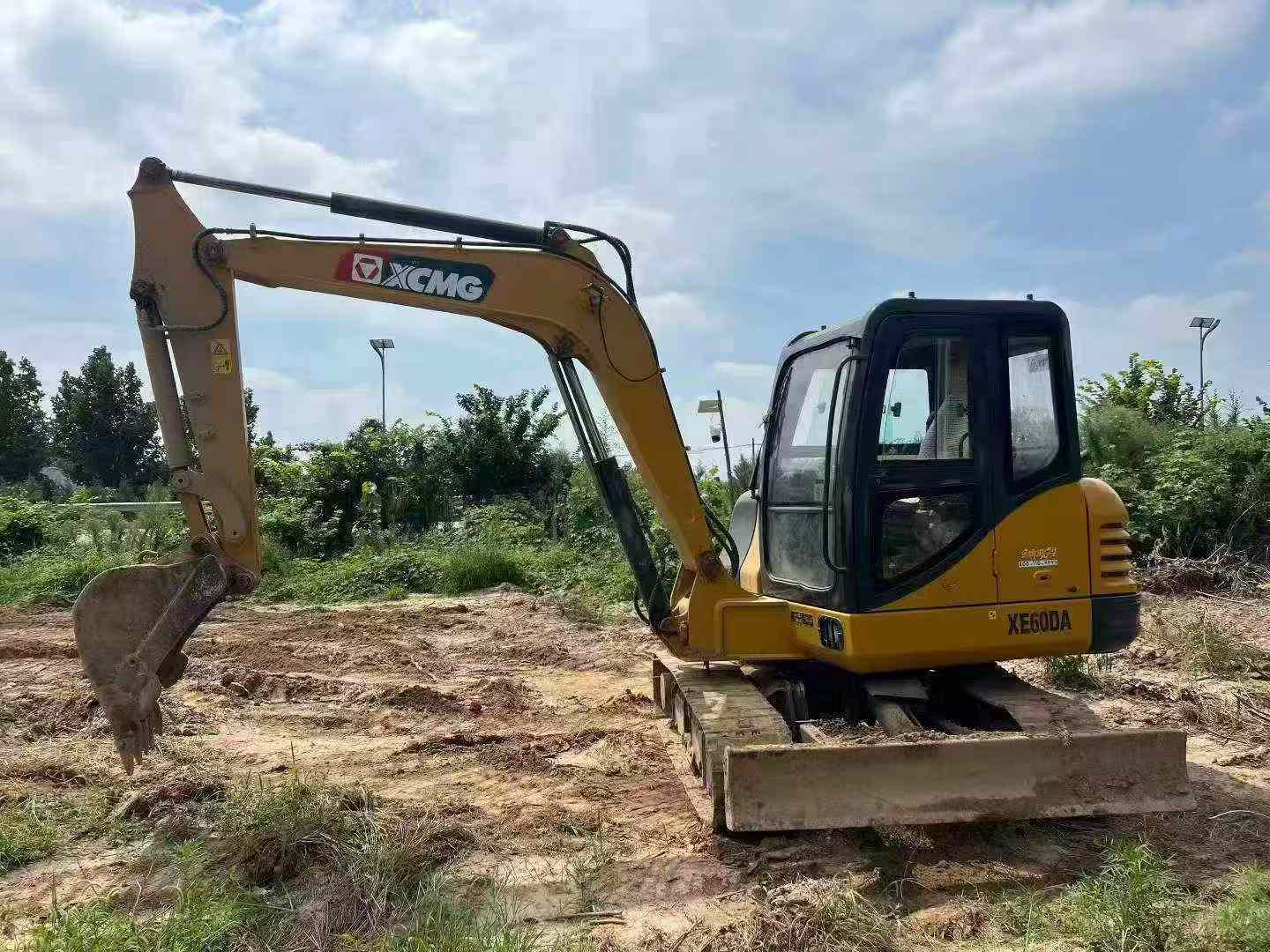 Buy XCMG XE60 Used Excavator / 5