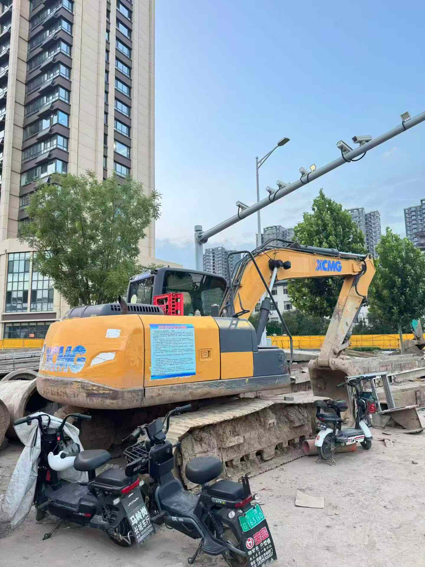 Buy XCMG XE150 Used Excavator / 4 Buy XCMG XE150 Used Excavator / 4