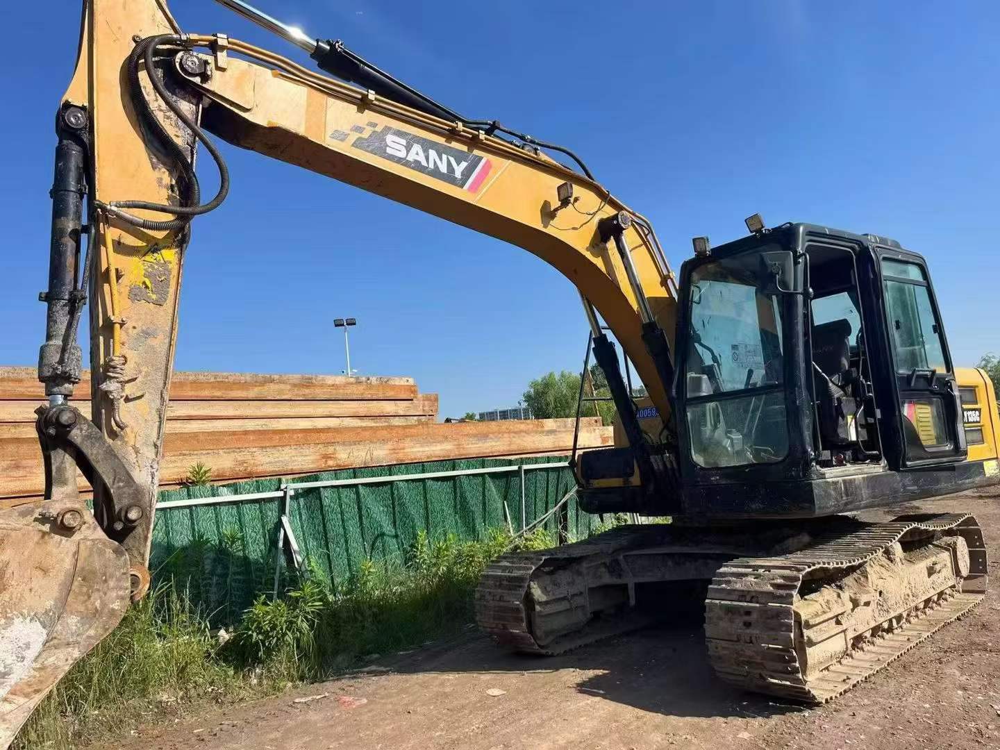 Buy Sany SY135 Used Excavator / 3