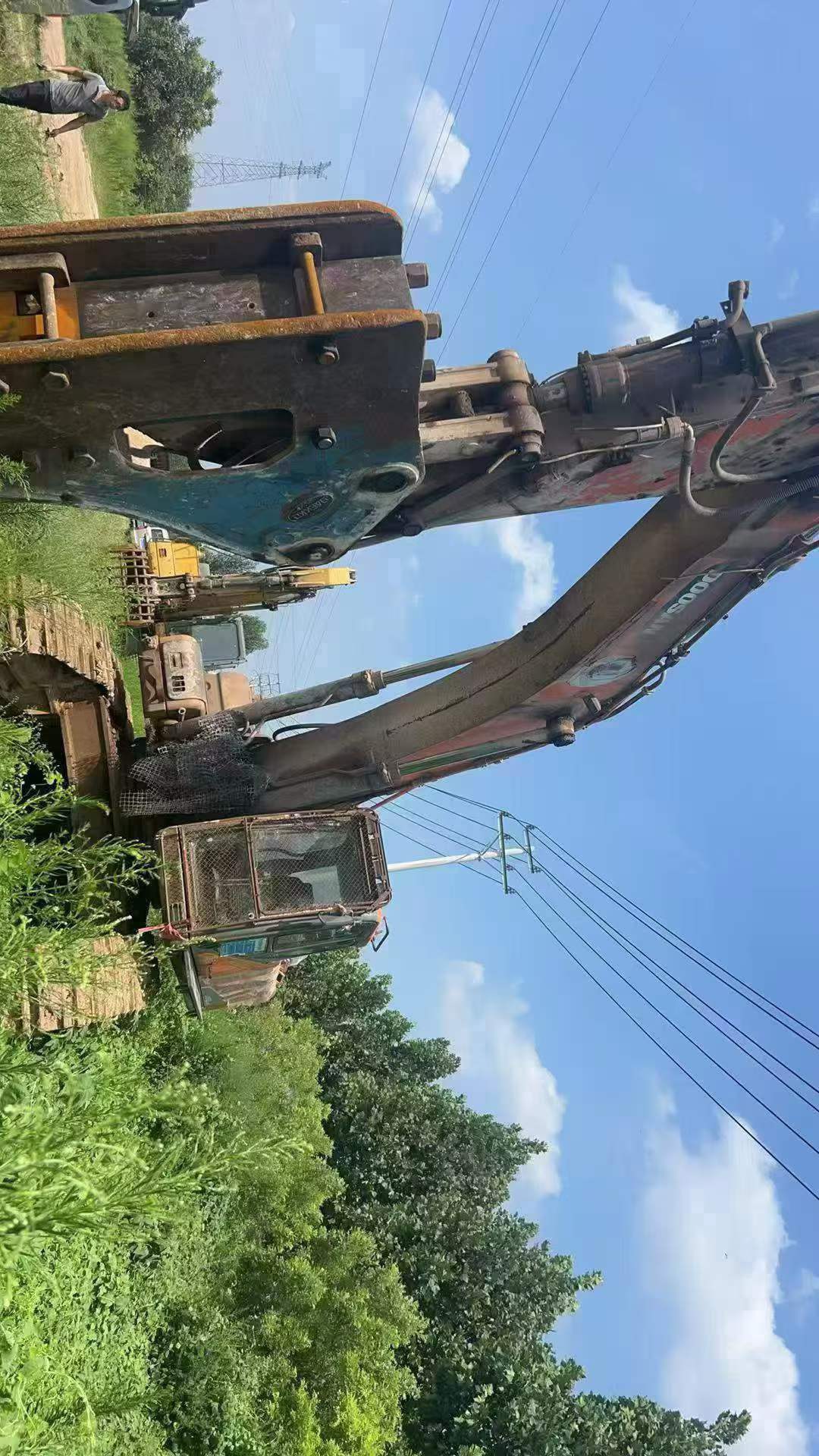 Buy Doosan DX520LC-9C Used Excavator / 8