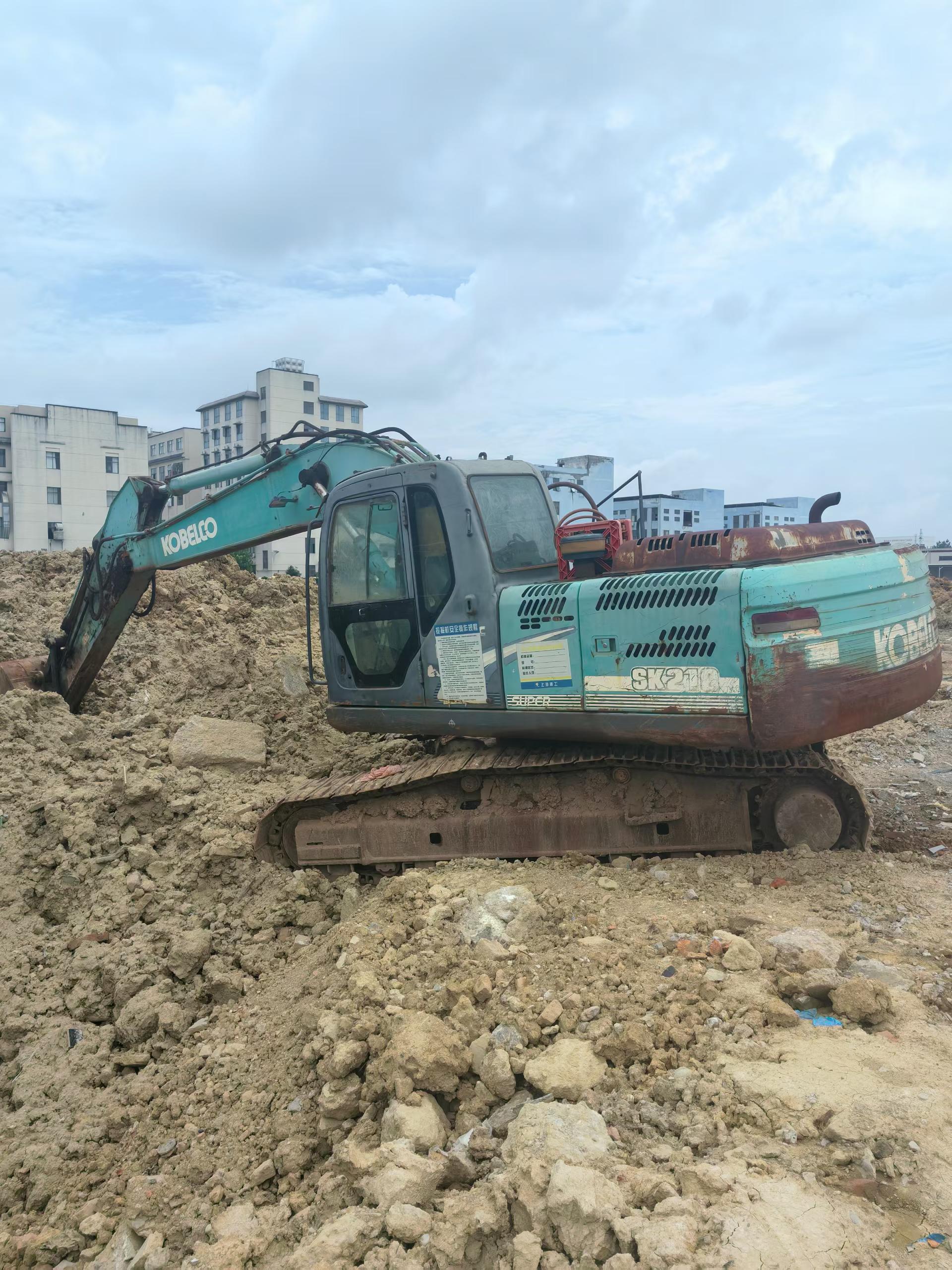Buy Kobelco SK2008 Used Excavator / 2