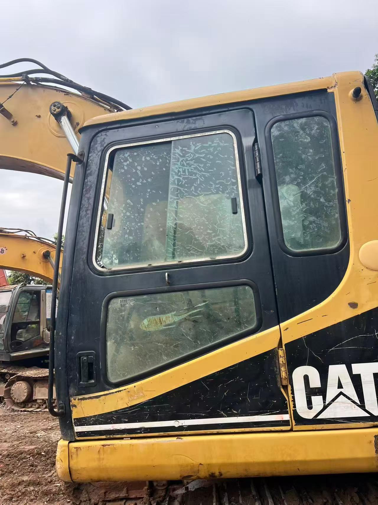Buy Caterpillar 320B Used Excavator / 4