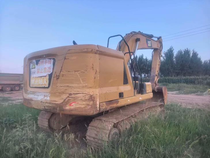 Buy Caterpillar 320GC Used Excavator / 1